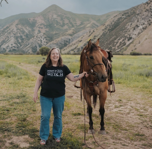 stephanie-mcauliffe-horse-witch-shirt-mountains